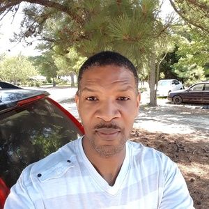 Meet your Posher, Larry j